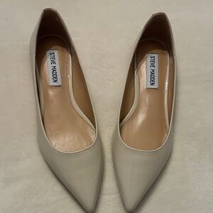 Steve Madden Meryl Flats in Bone